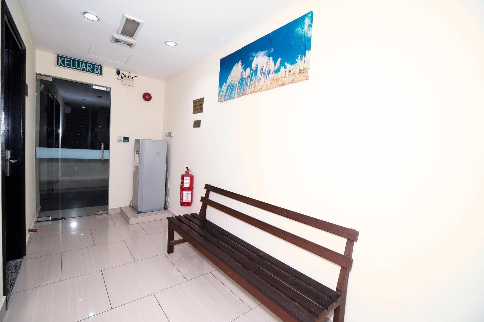 Super Oyo 89965 Stay Inn II Kota Kinabalu Extérieur photo